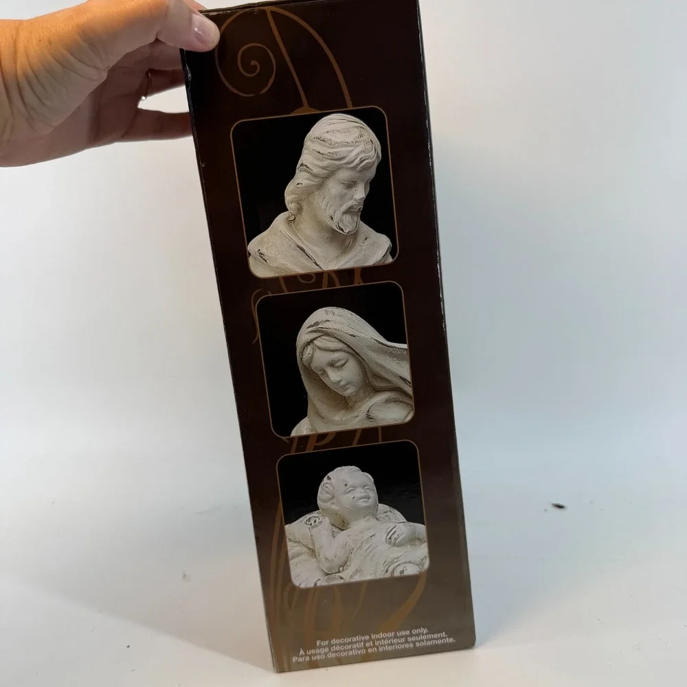 Costco Holy Family Nativity Figurines 4 Piece Set Joseph‎ Mary Baby Jesus White